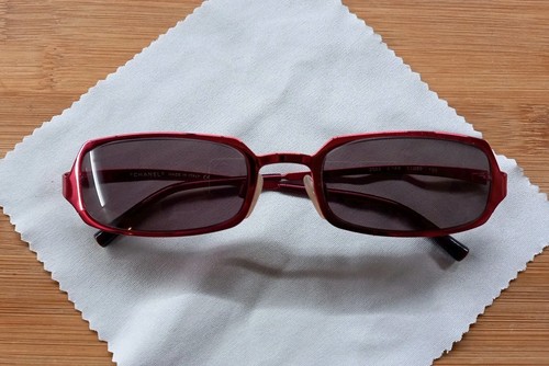 Chanel occhiali sole rossi - chanel,